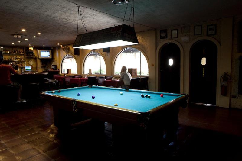 Phoenix Hotel アンヘレス エクステリア 写真